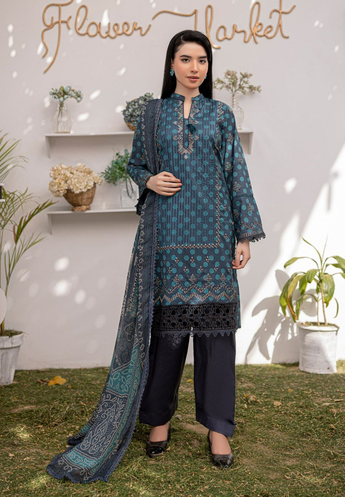 3 Piece Unstitched Embroidered Lawn Suit