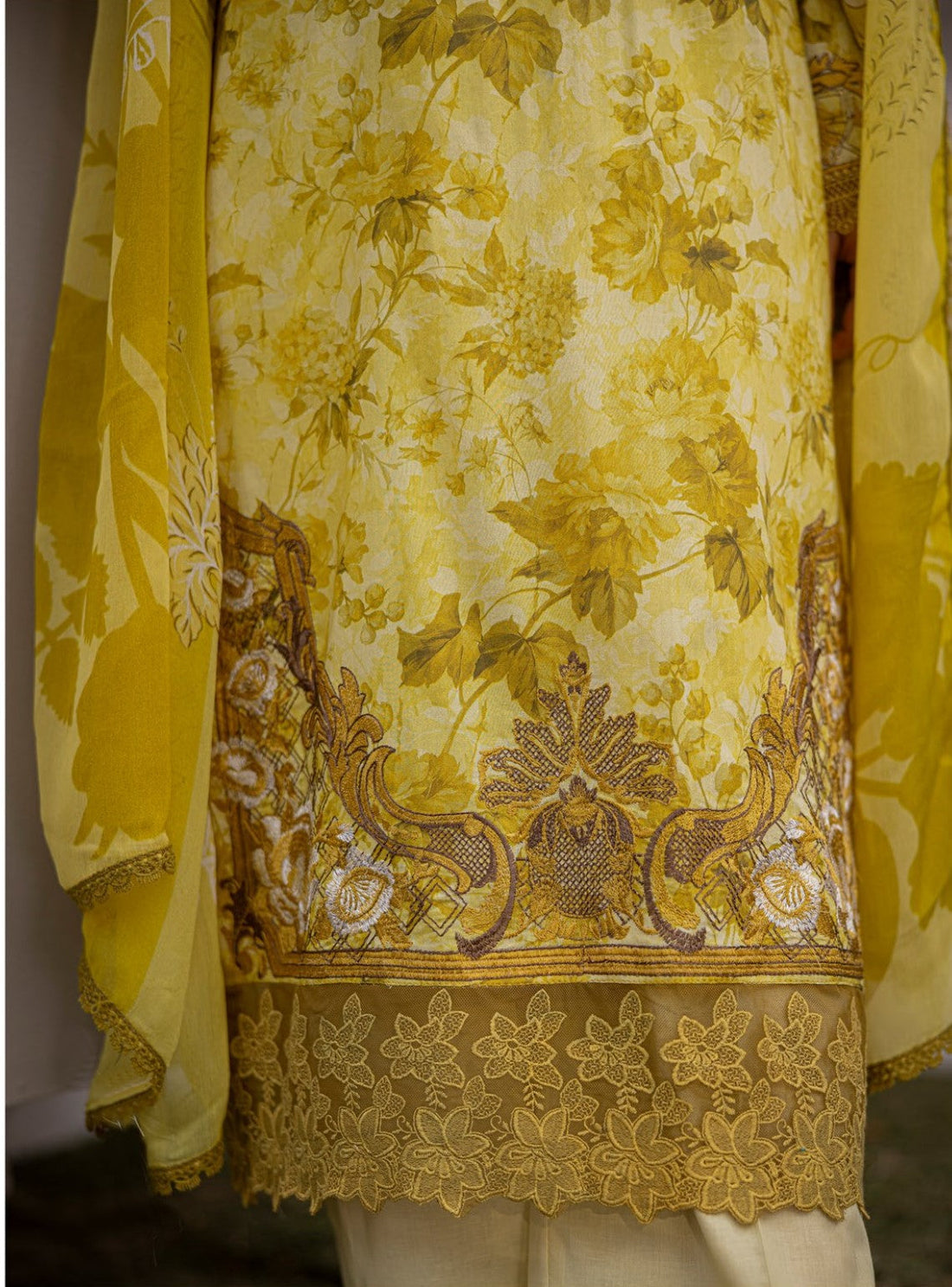 3 Piece Unstitched Embroidered Lawn Suit
